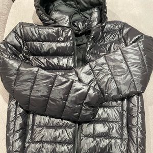 Black puffer coat